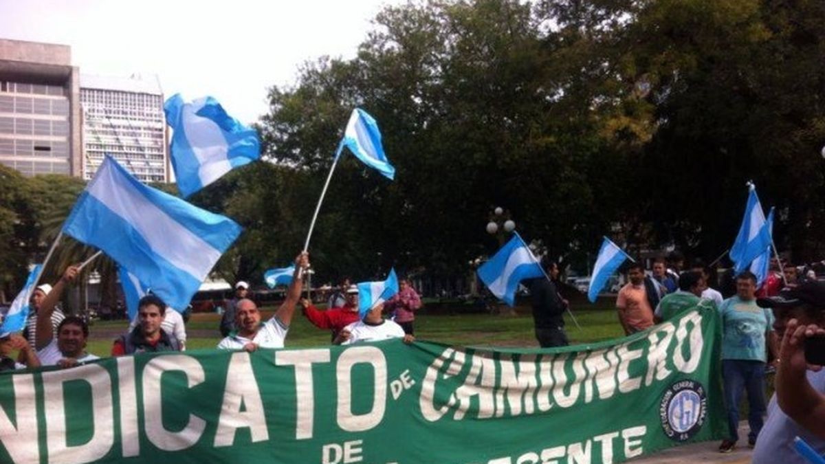 Camioneros No Descartan Realizar Medidas De Fuerza En Tucum N La Semana