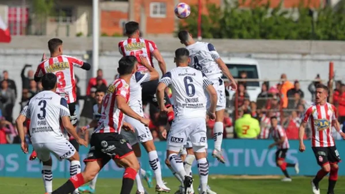 Gimnasia De La Plata Empat A Con Barracas Y Se Aleja De La Punta