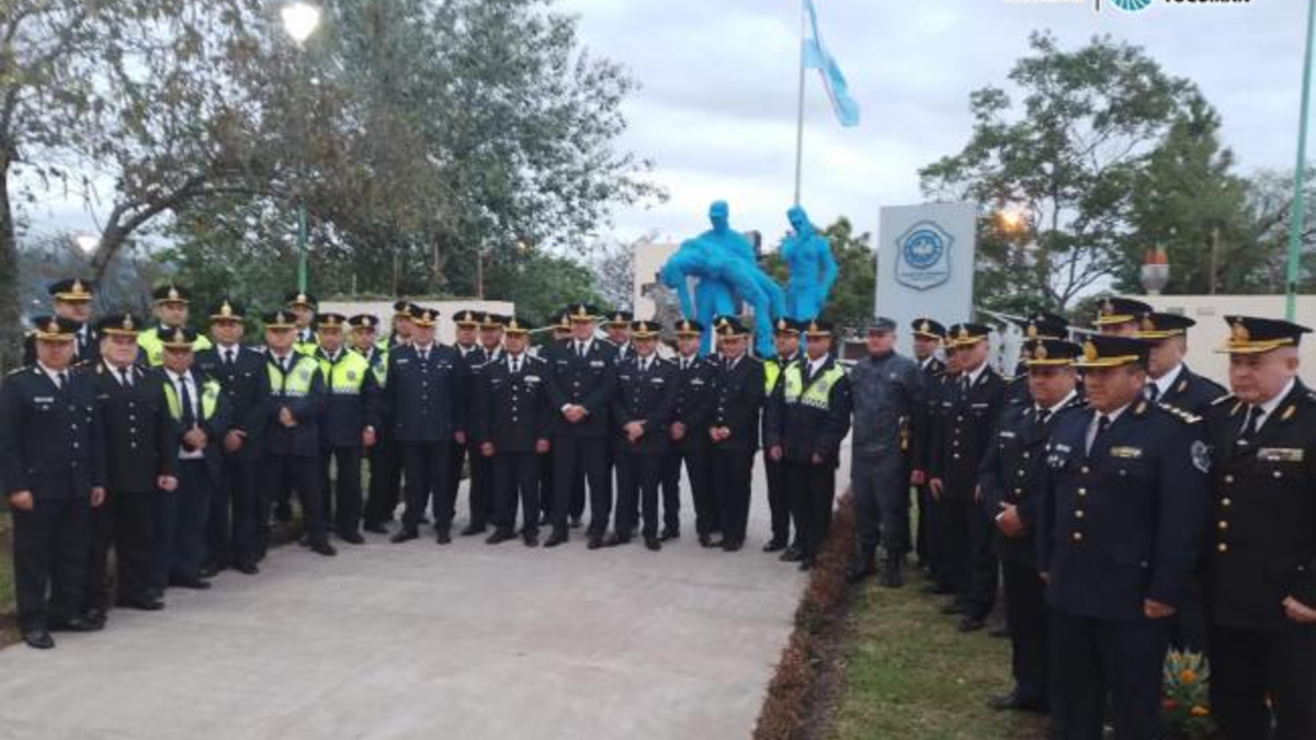 Conmemoran a policías caídos en cumplimiento del deber