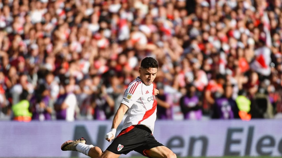 Montiel salió en el entretiempo ante Boca y encendió las alarmas en River. Foto: 442