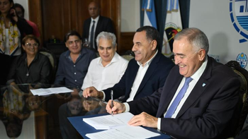 El Gobierno provincial y ATEP firmaron el acuerdo salarial