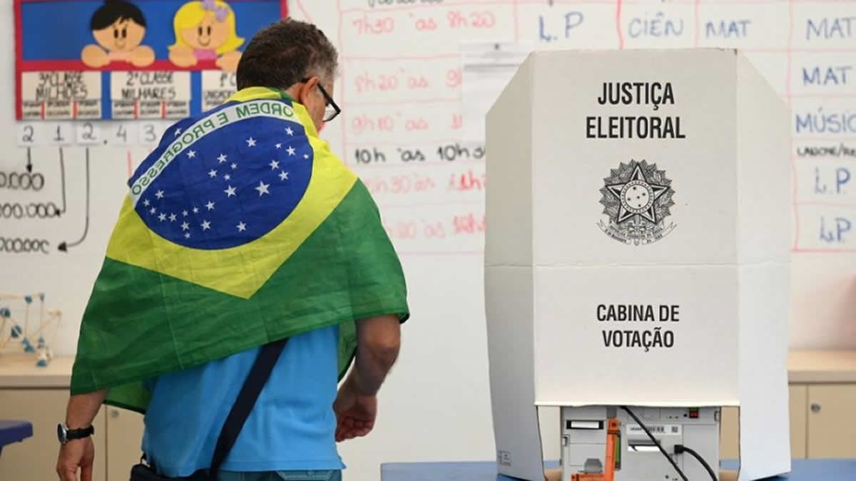 Brasil: Partido de Bolsonaro pide anular la mayoría de los votos