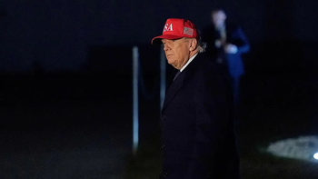 Trump dice que los bombardeos en Irán pueden durar 