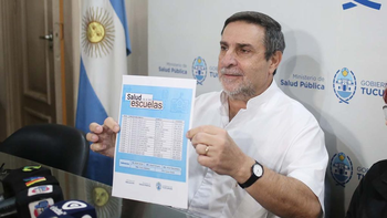 Visitarán todas las escuelas de la provincia para llenar fichas médicas