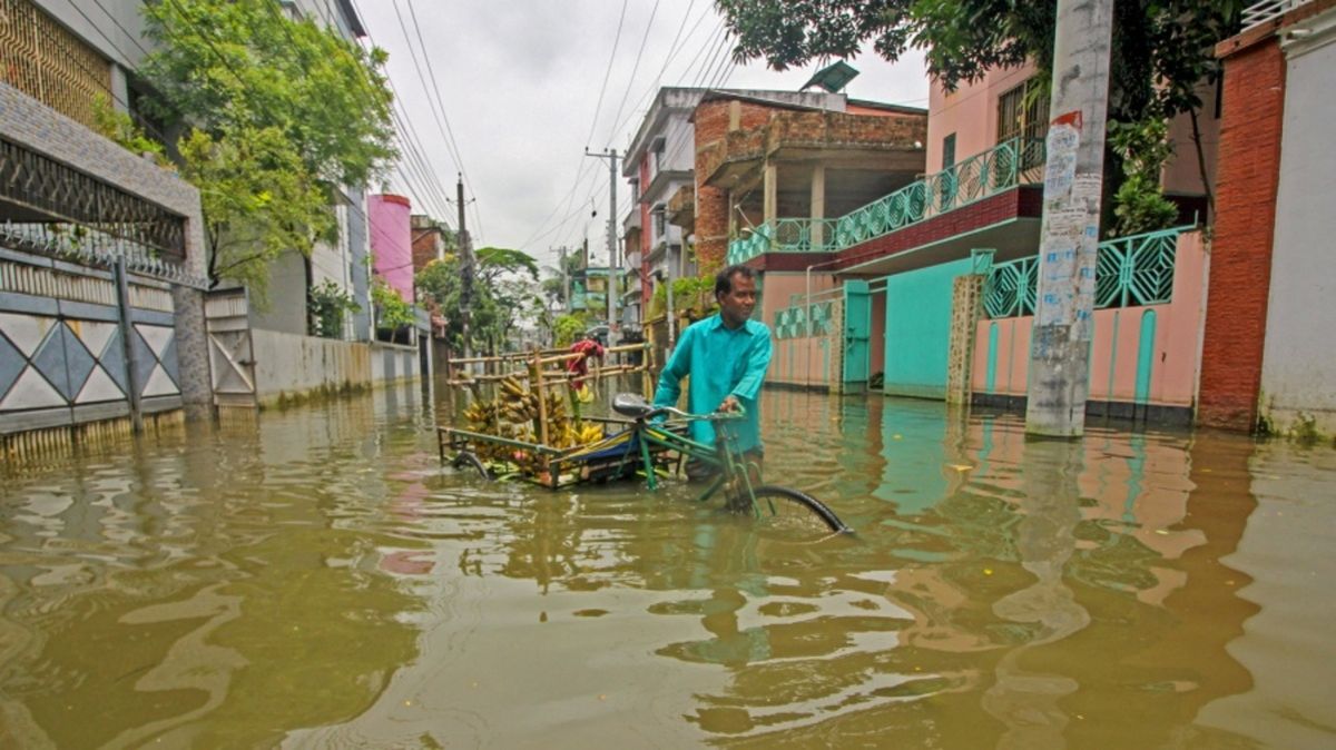 Bangladesh: 10 muertos y 2 millones de evacuados por las inundaciones
