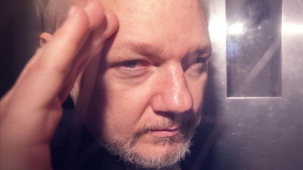 La fiscalía de Suecia reabre el caso por presunta violación contra Assange