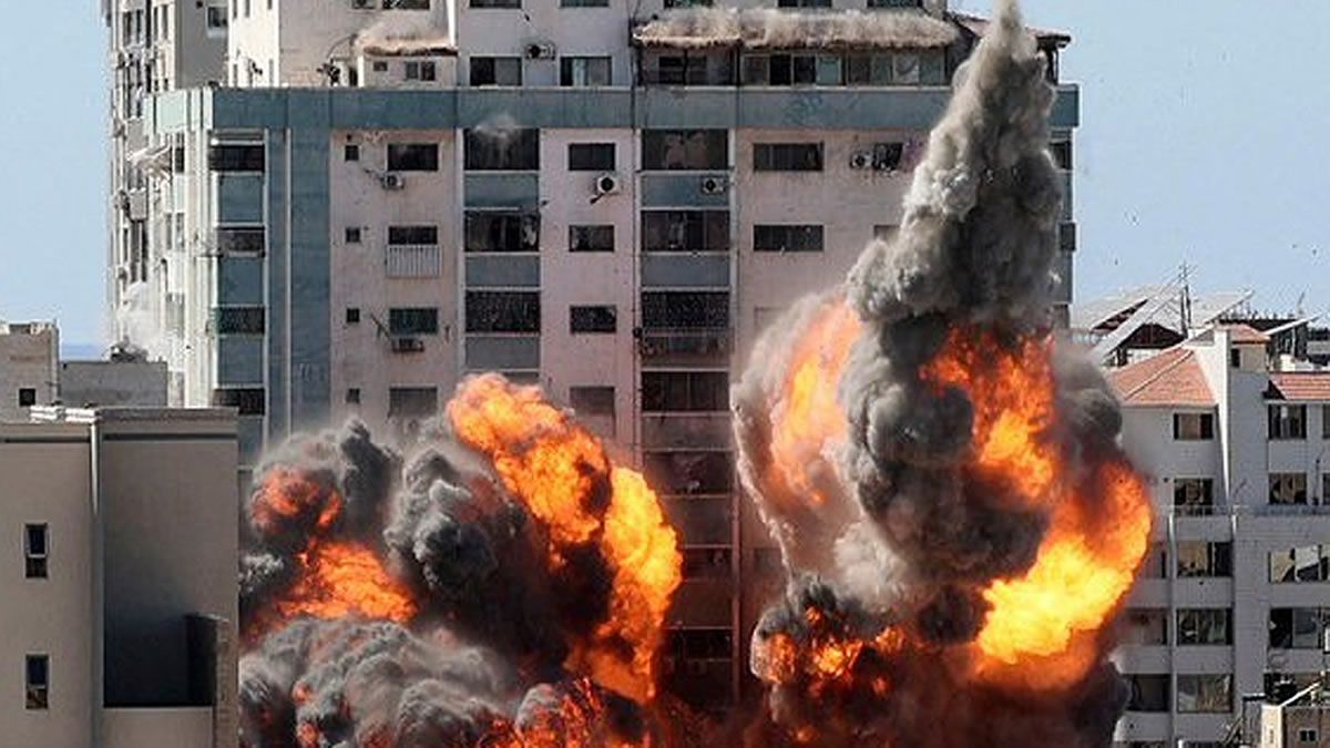 Israel destruyó en Gaza un edificio donde funcionaban medios de prensa