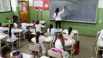 Vuelta a clases: Lichtmajer visitará la Escuela Salustiano Zavalía