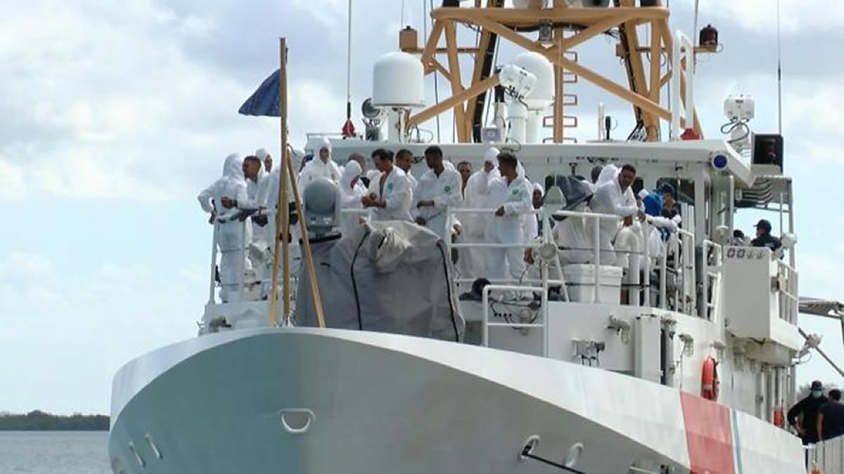 EEUU devolvió a 68 migrantes interceptados en el mar