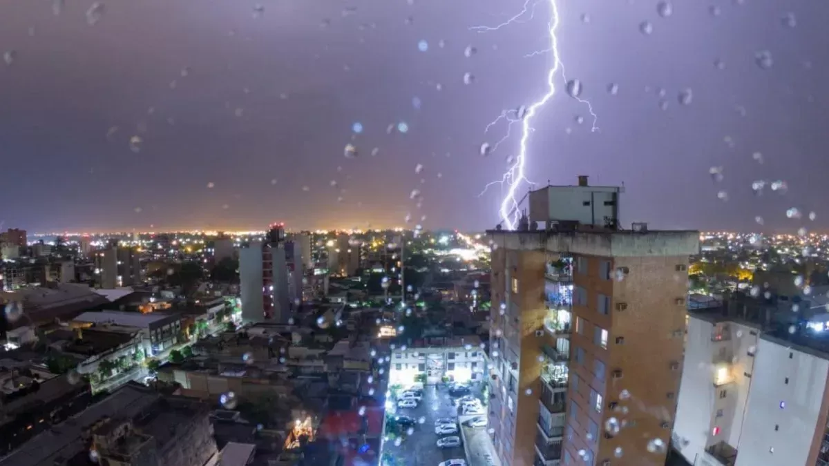 Tucumán: Rige una alerta meteorológica por tormentas fuertes
