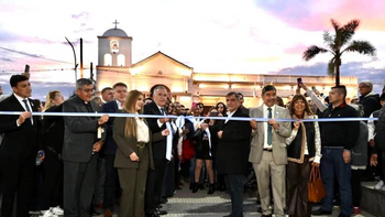 Lules: Jaldo inauguró obras en la plaza y luces en la Iglesia Fundacional