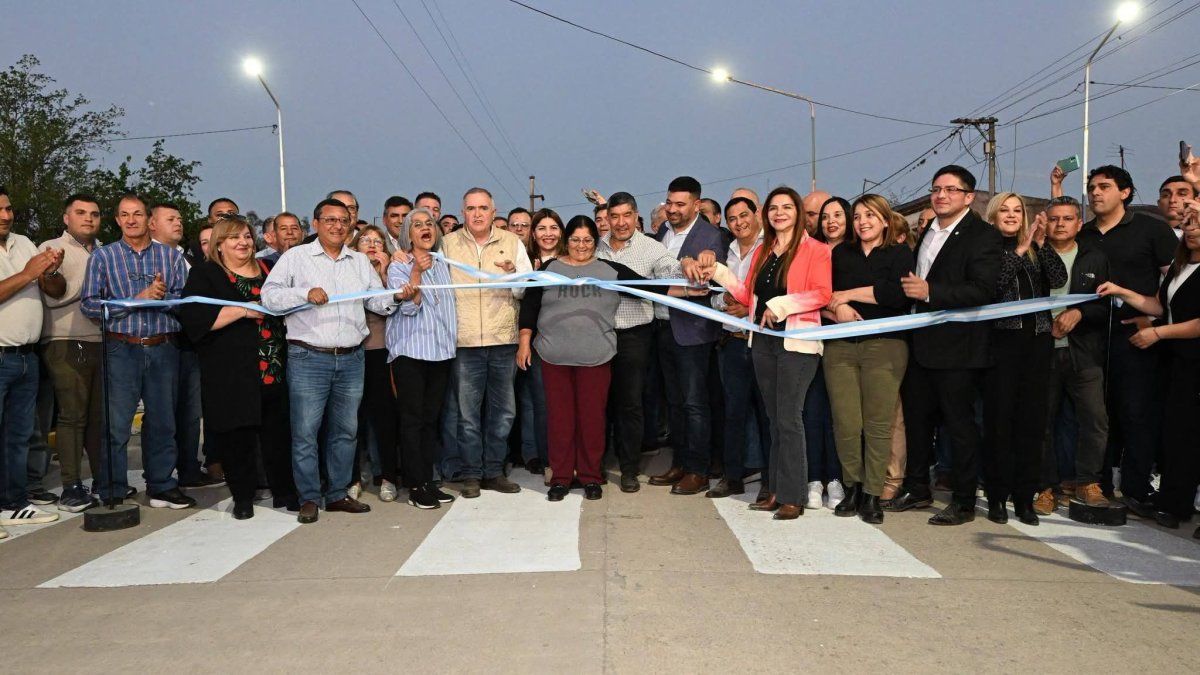 Monteagudo: Jaldo inauguró pavimento y alumbrado público