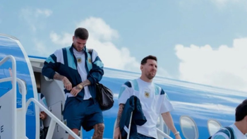 Quiénes son los futbolistas de la Selección que no volverán al país con la delegación
