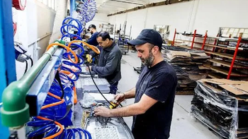El Gobierno irá por la reforma laboral en la segunda parte de gestión