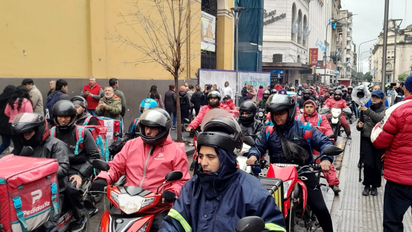 Deliverys y policías retirados piden mayor seguridad: hay cortes de calles