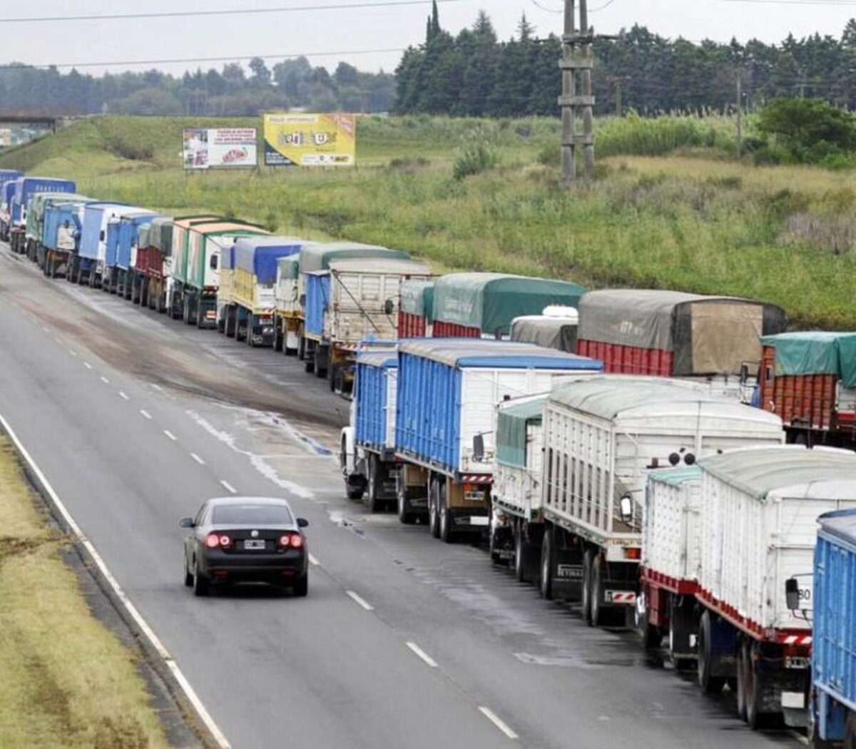 Transportistas de carga tucumanos ratificaron el paro.