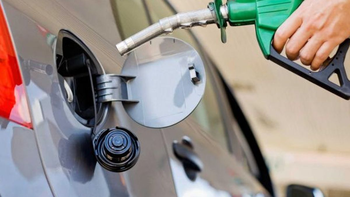 Proponen frenar una parte del impuesto a los combustibles hasta usar fondos viales acumulados