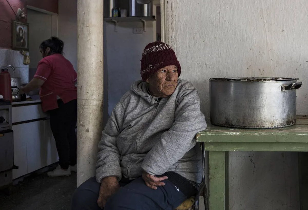 Un 26% de los adultos mayores del país vive en la pobreza