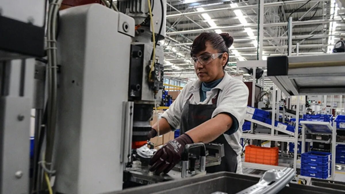 La producción industrial creció un 1,2% en abril