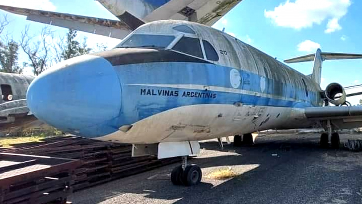 Rescataron avión histórico de la Guerra de las Malvinas