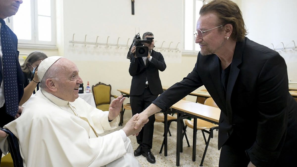 Francisco y Bono se juntan por una acción que defiende el medio ambiente