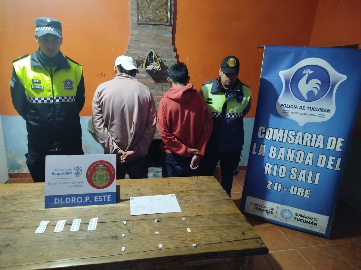 Detienen a dos hombres en Banda de Río Salí por comercialización de cocaína Detienen a dos hombres en Banda de Río Salí por comercialización de cocaína