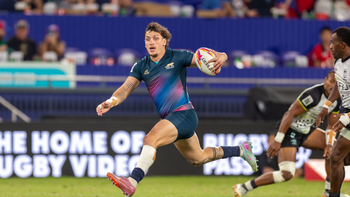 Los Pumas 7s vencieron a Fiji y se metieron en semifinales