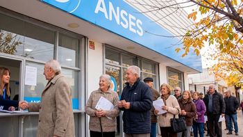 Cuánto aumentarán las jubilaciones y pensiones de ANSES tras conocerse la inflación