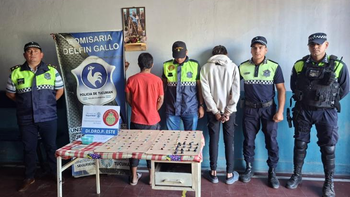 Fueron interceptados y les secuestraron dosis de pasta base y marihuana