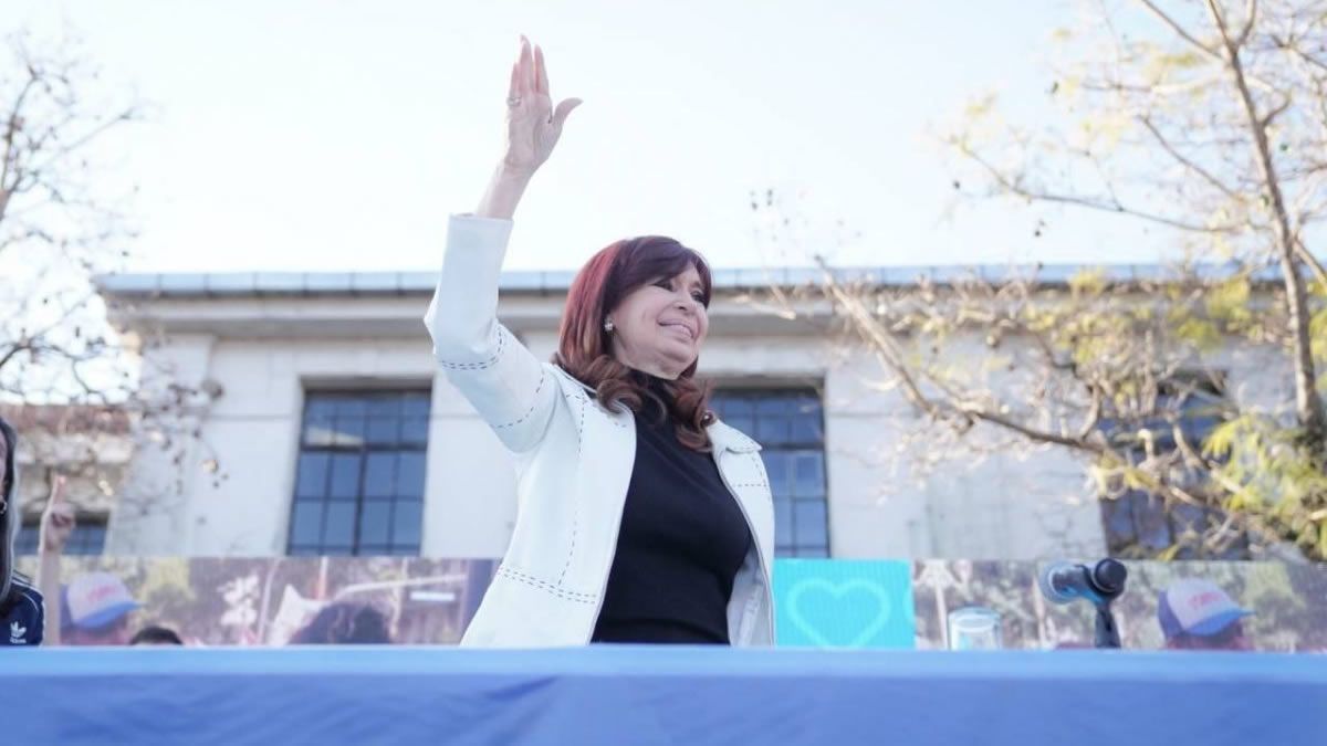 Cristina Kirchner reaparecería en público en un acto de la UOM