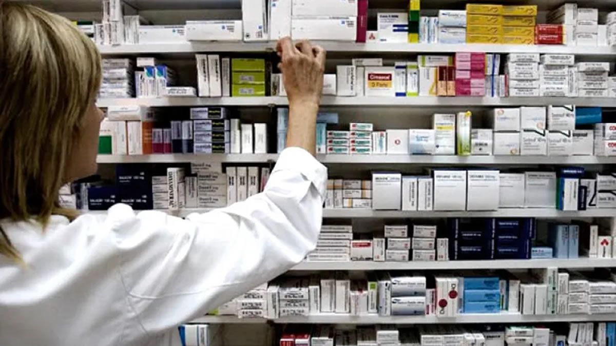 Faltantes de medicamentos: Las farmacias apuntan a los laboratorios