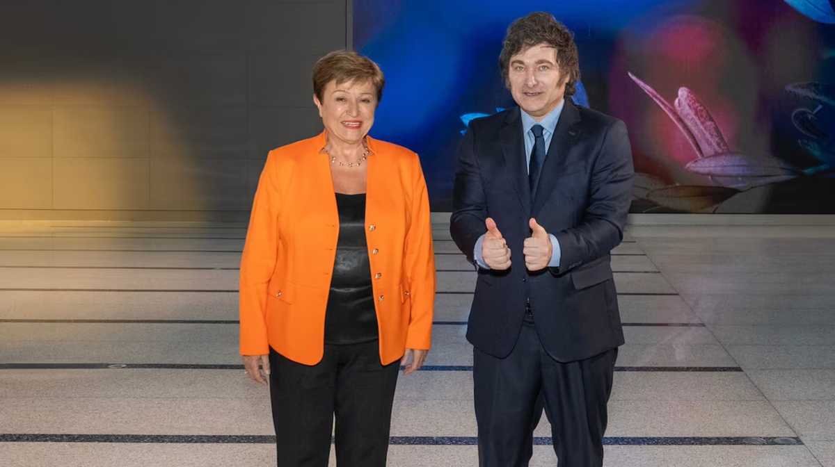 Luego del acuerdo con el FMI, dirigido por Kristalina Georgieva, se destrabaron desembolsos del Banco Mundial y el BID, entre otros organismos internacionales. (Foto: TN)
