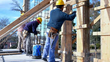La informalidad laboral alcanzó el 43% en el cuarto trimestre de 2025