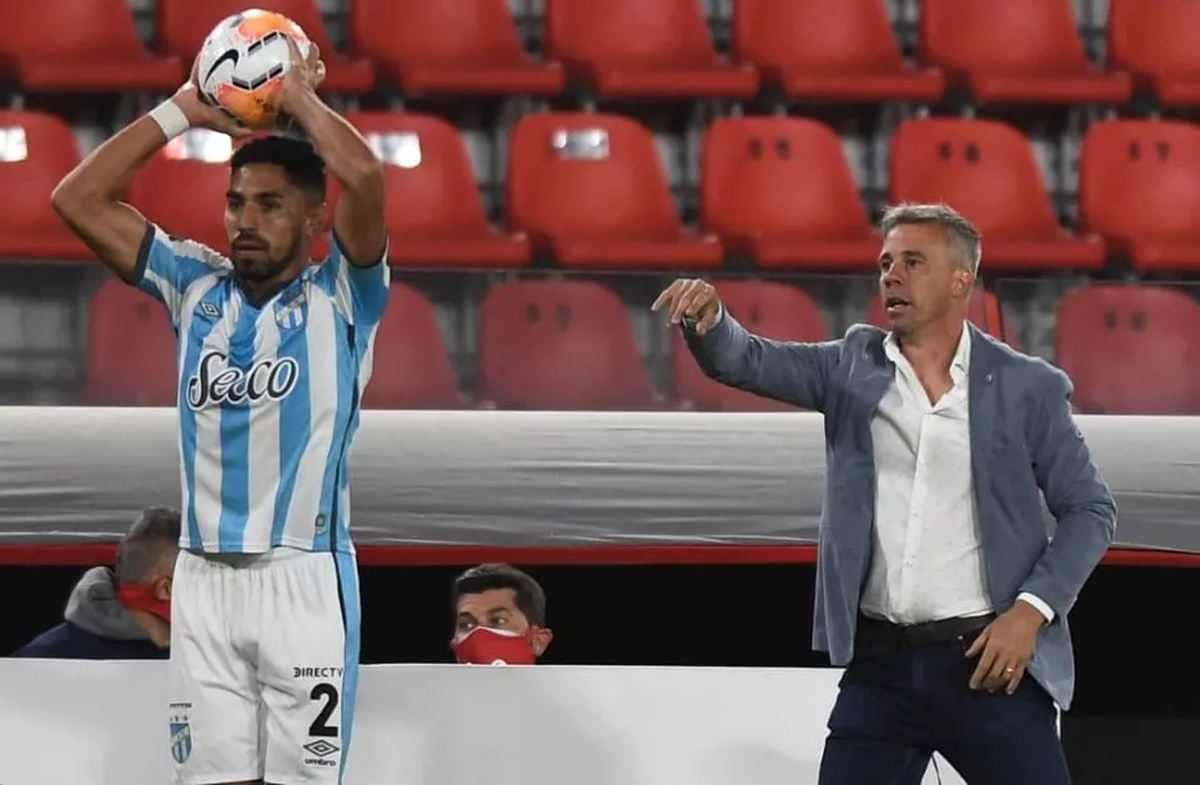 Lucas Pusineri será el reemplazante de Juan Manuel Azconzábal y espera superar los números de Ricardo Zielinski en el Decano. 