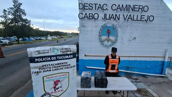 La Policía secuestró 20 kilos de hojas de coca y mercadería