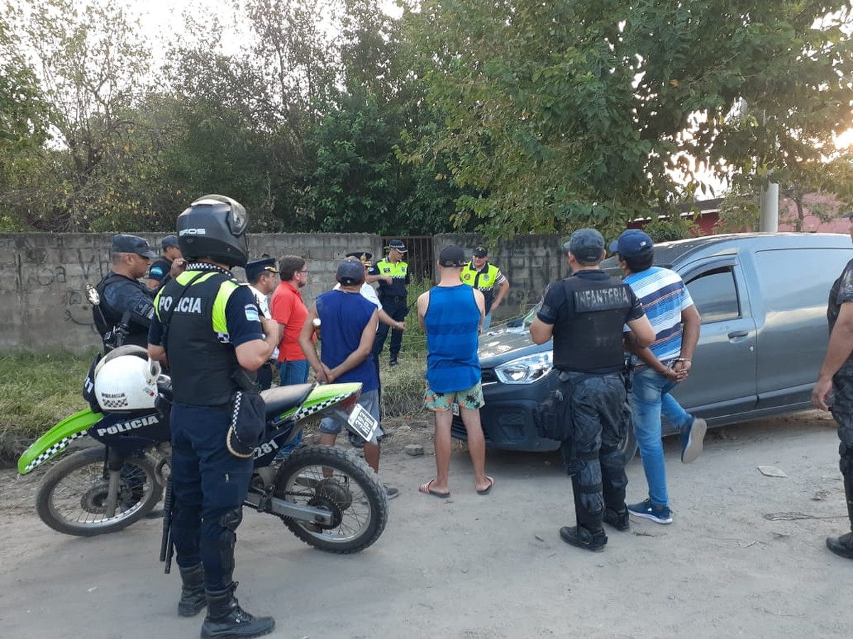 Secuestraron 13 &ldquo;bochitas&rdquo; de coca&iacute;na y detuvieron a un hombre en Aguilares.