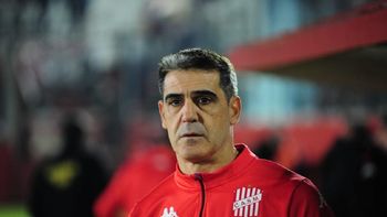 Ariel Martos: 