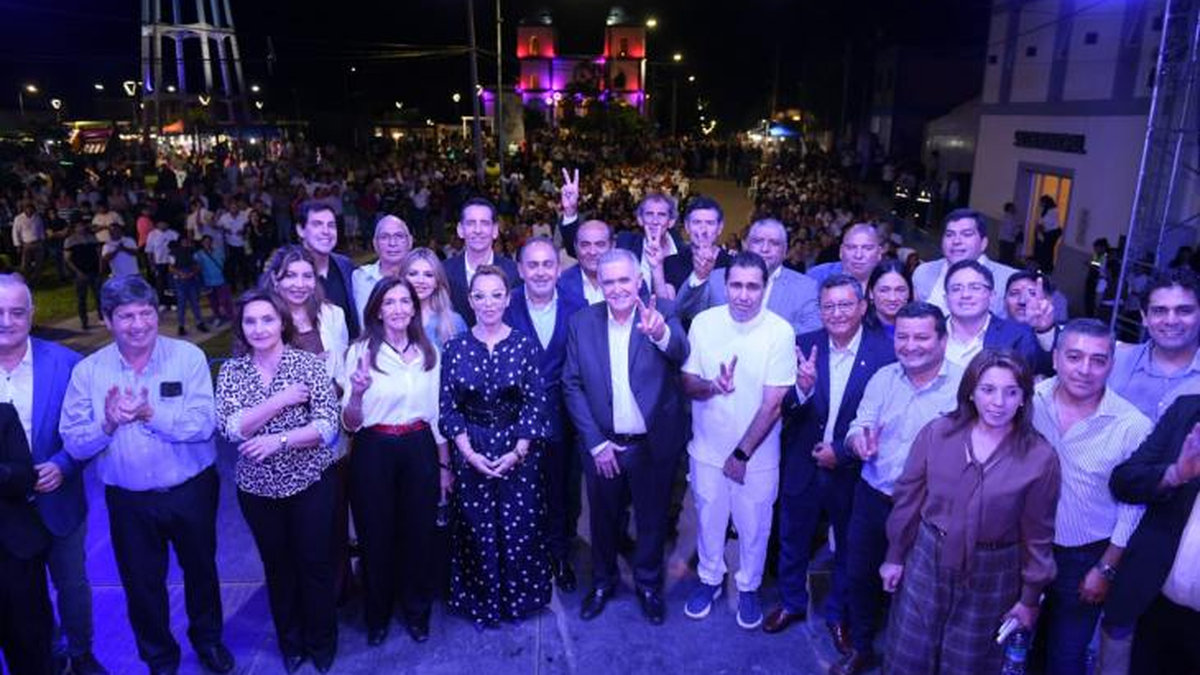 Jaldo encabezó los actos por el aniversario de la Municipalidad de Burruyacú