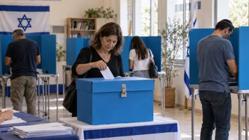 Nuevos sondeos apuntan a un empate entre las coaliciones de Netanyahu y Eisenkot