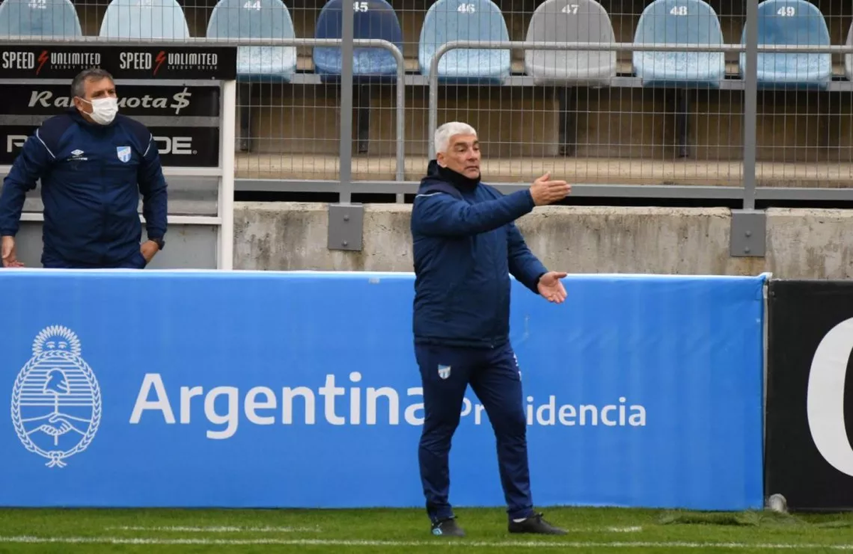 Omar de Felippe hab&iacute;a llegado para suceder a Zielinski.