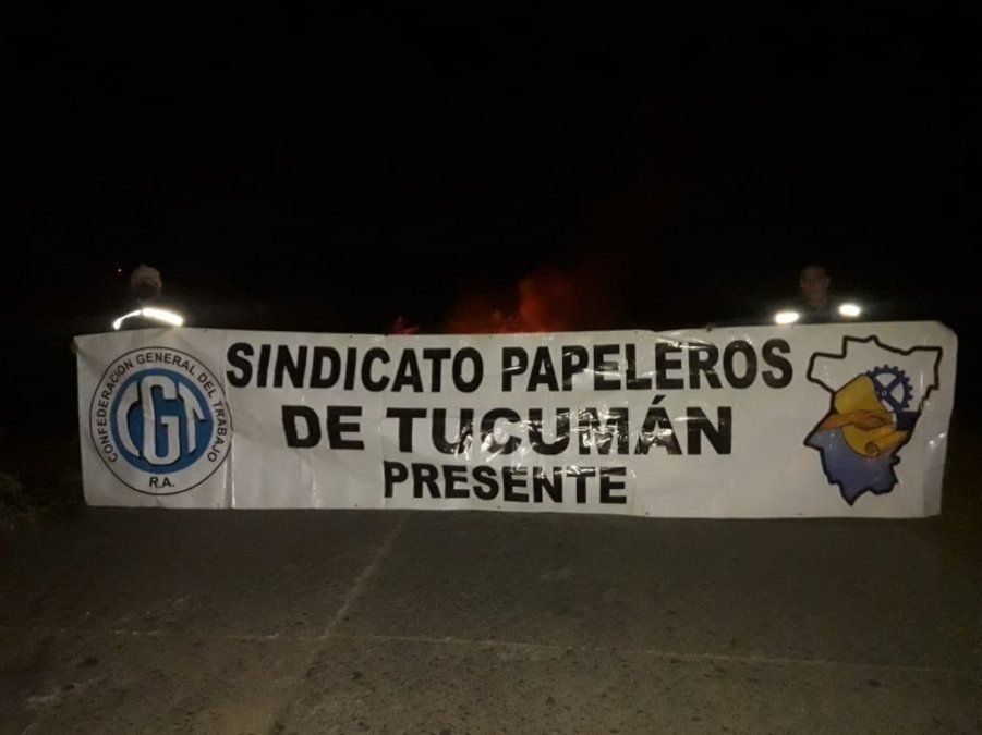 Papelera Tucumán: trabajadores reclaman por la reducción salarial