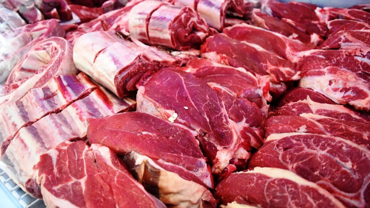 Se permitirá la exportación adicional de 4.500 toneladas de carne vacuna.