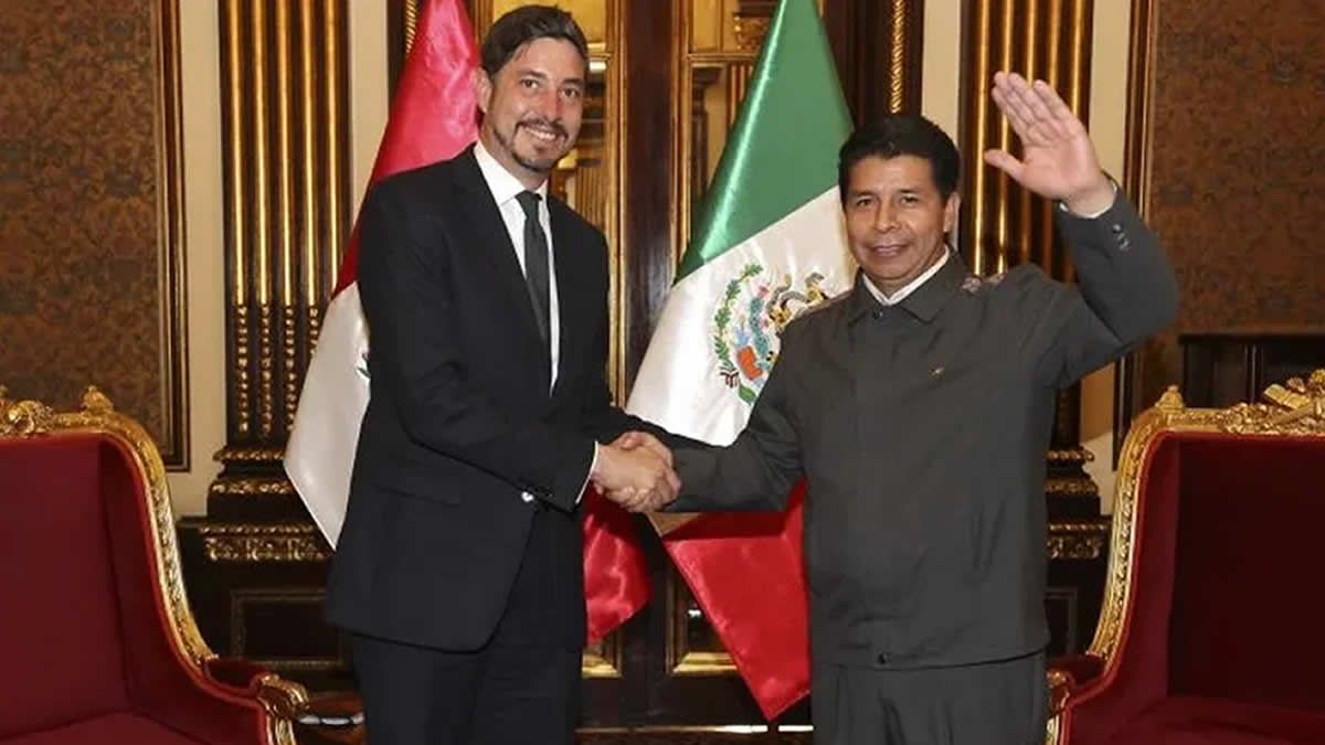 Perú: Expulsan al embajador mexicano Pablo Monroy