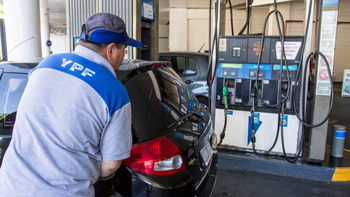 YPF anunció que aumentará el precio de los combustibles en un 1%