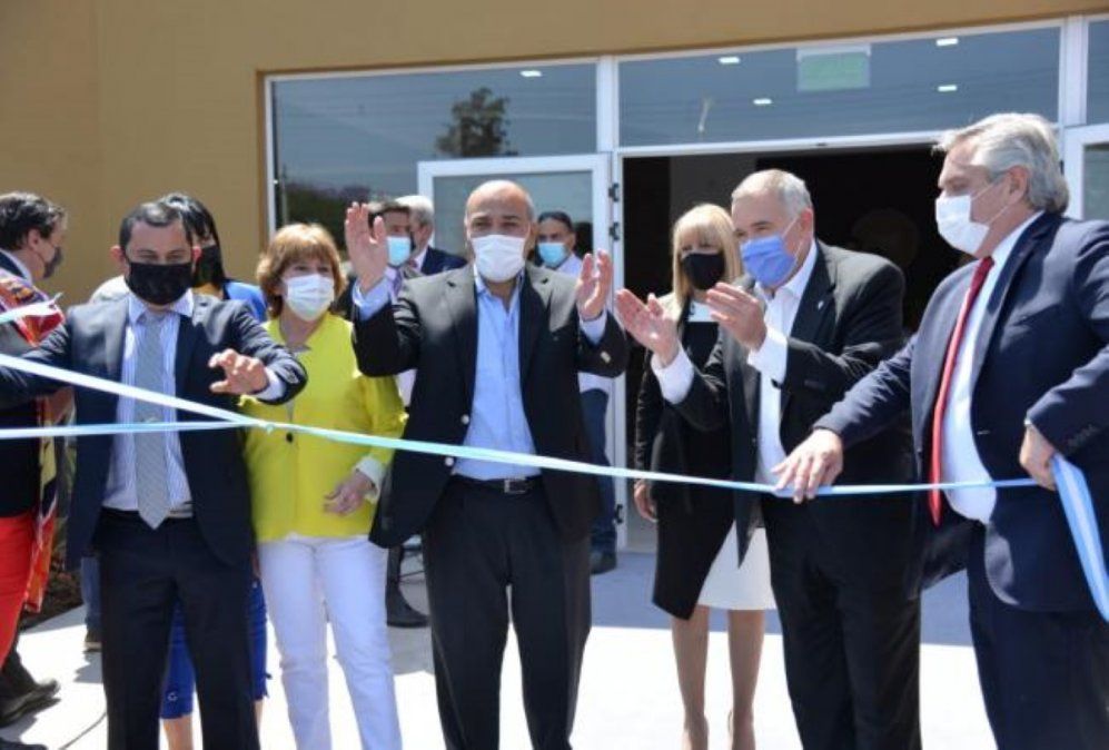 Simoca: Alberto Fernández inauguró la fabrica Dulky