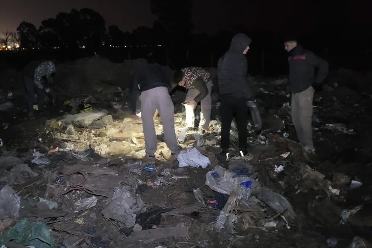 Encontraron dólares en un basural.