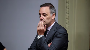 Declararán este lunes dos de las mujeres a las que Adorni les debe dinero