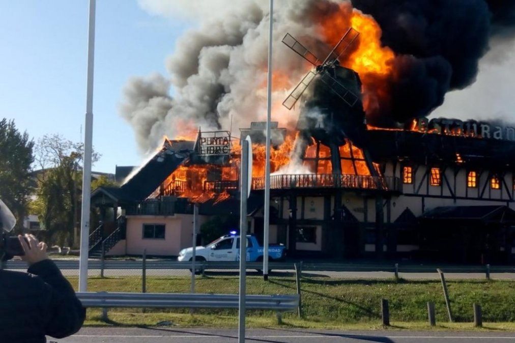 Se incendió un reconocido restaurante de Ituzaingó