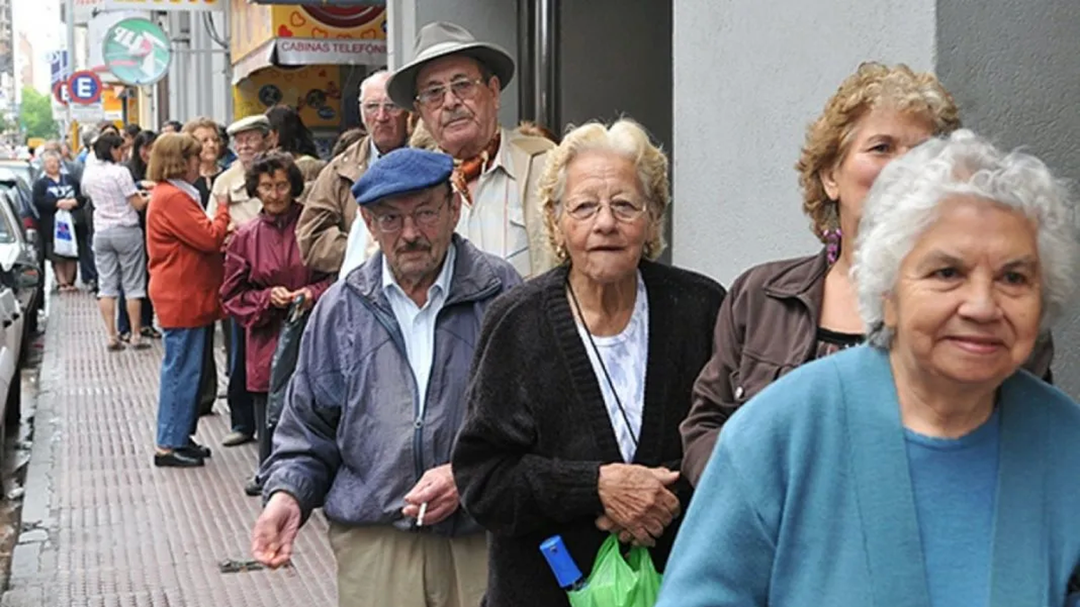 Cómo afecta la Ley Ómnibus del Gobierno a los jubilados