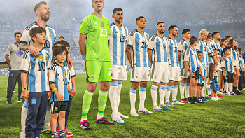 La Selección Argentina tuvo un conmovedor recibimiento 